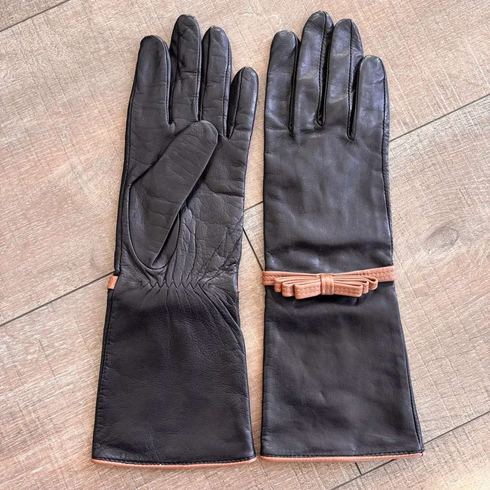 Nordstrom Tarnish Leather Gloves Black with Bows Women's Size Small